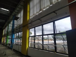 Vista dentro Janela Ginásio - A Casa do Policarbonato