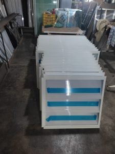 Venezianas industriais de policarbonato (estrutura de aluminio